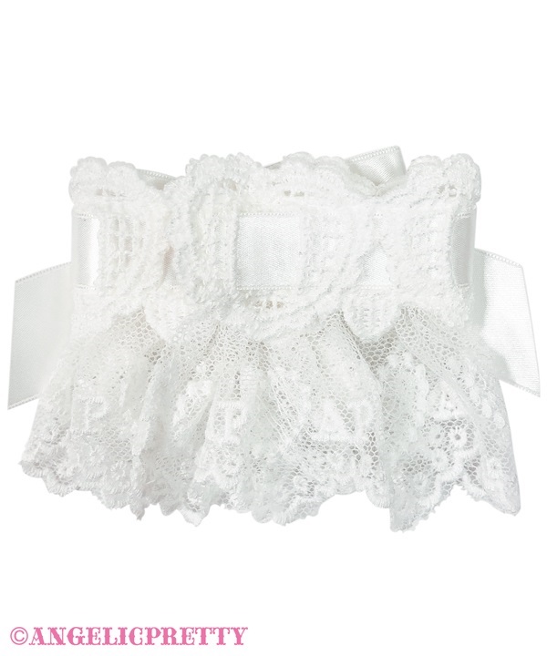 Airy Heart Ladder Lace Cuffs - Pink x Black