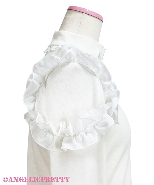 Frill Heart Turtleneck Cutsew - White